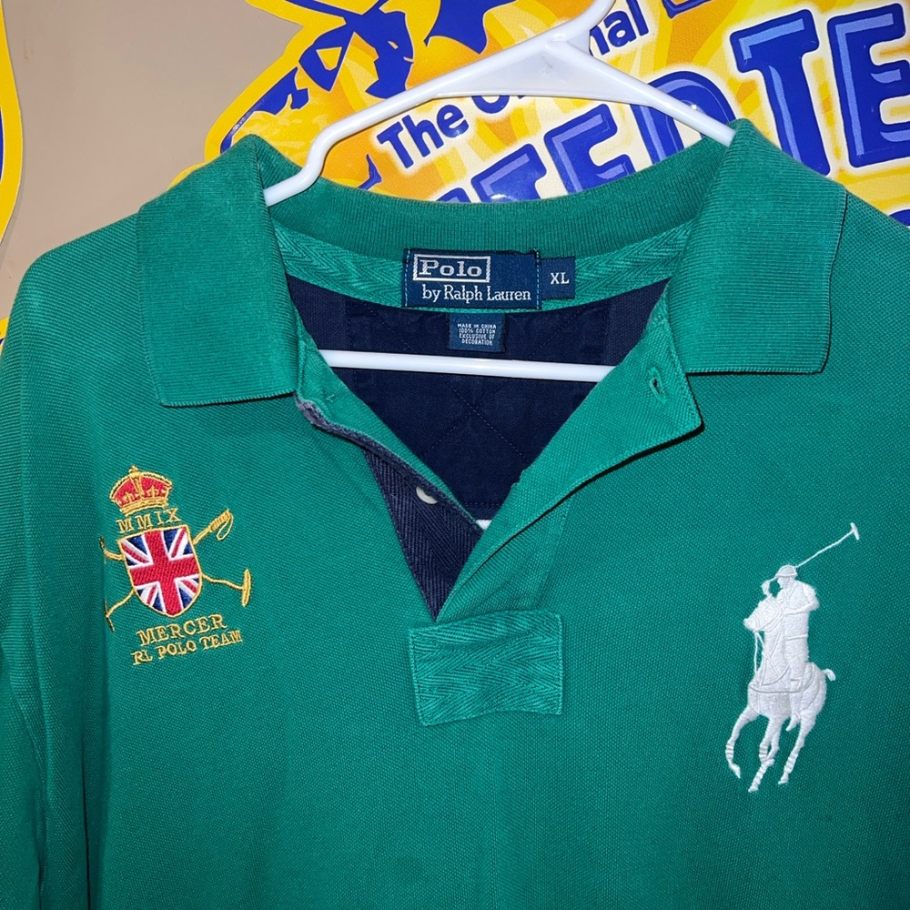 Vintage Green Polo Shirt with Embroidered Logo! - Picture 3 of 6